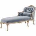 Klassieke chaise longue met armleuning, blauw fluweel en lichtgoud rubberhout, 175 x 75 x 105 cm